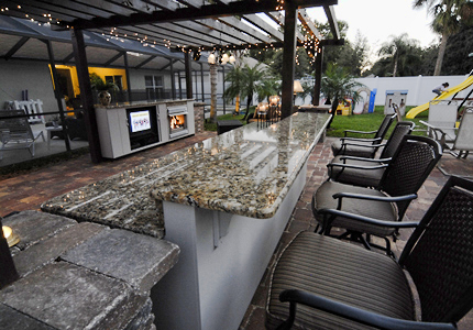 outdoor kitchen