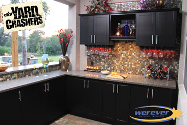outdoor kitchen
